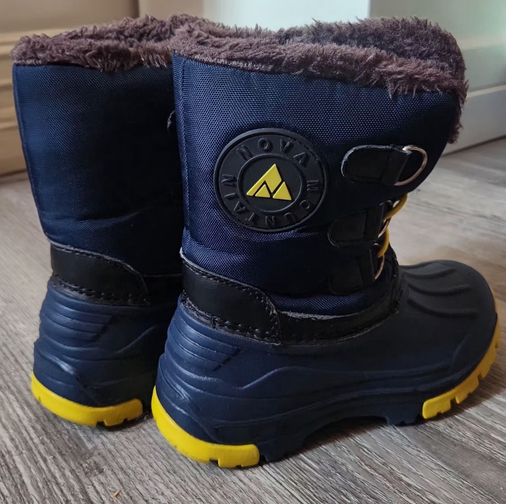Nova Mountain Little Kid's Snow Boots Navy Yellow Size 10.5 Kids - Picture 4 of 8